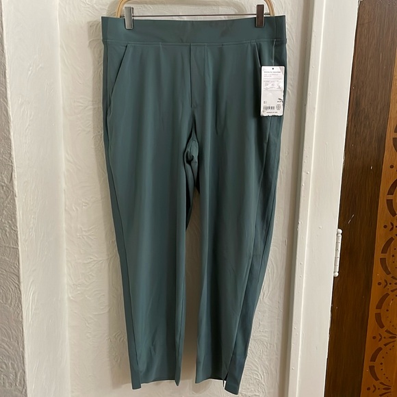 Athleta Pants - ATHLETA Women's Brooklyn Mid Rise Ankle Pant Size 12